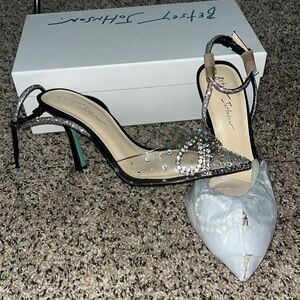 Bestsey Johnson Black Drea Pump Heels